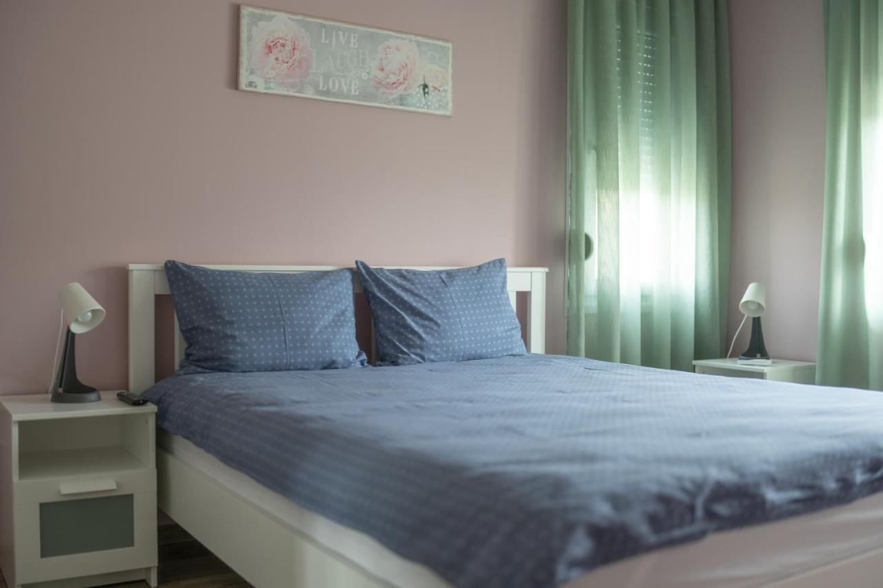 Verona Apartment Sandanski Luaran gambar